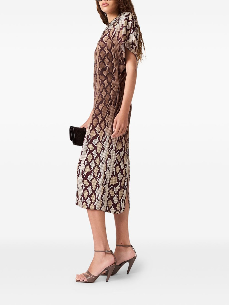 short-sleeve midi dress 3