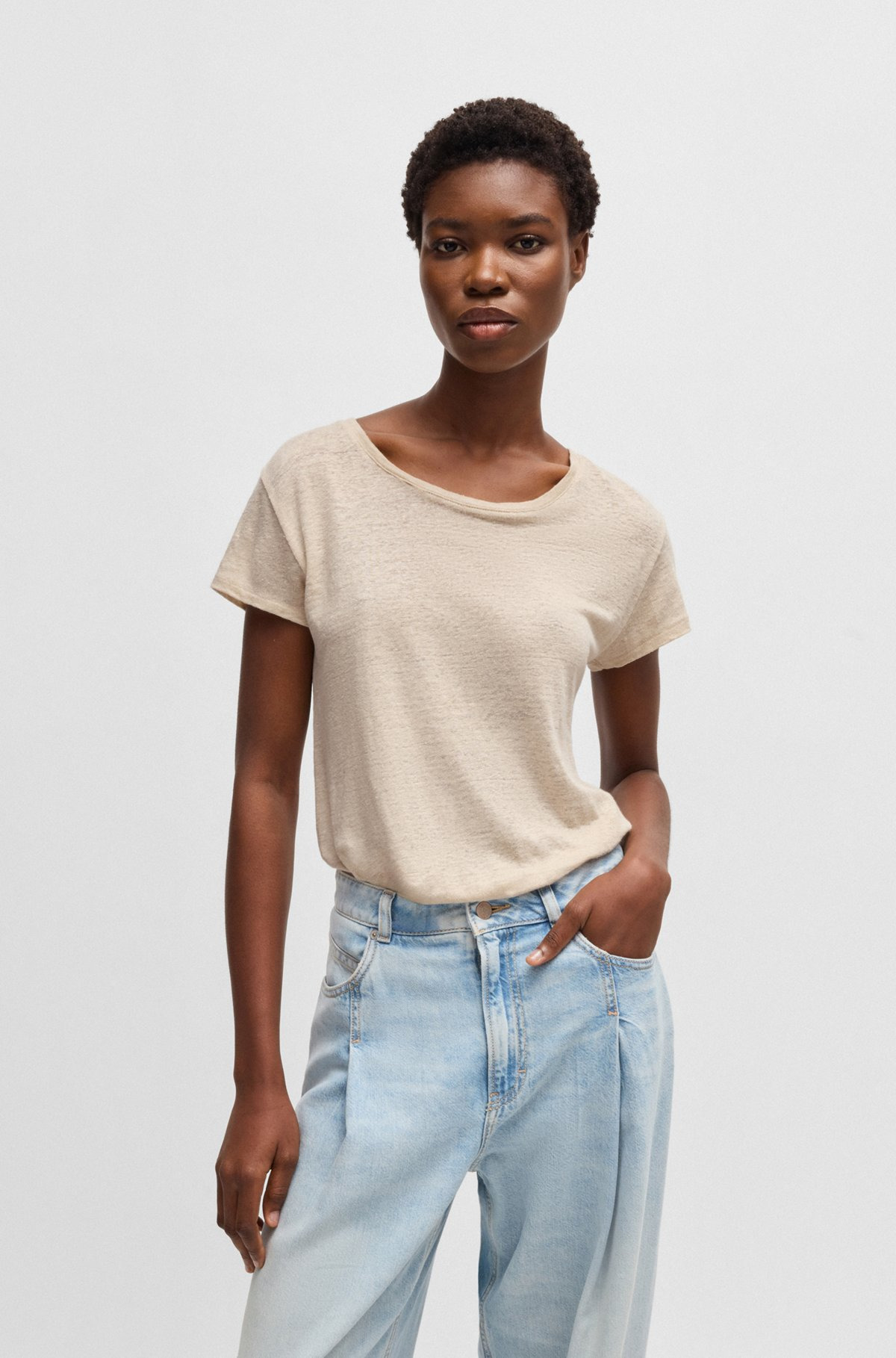 SCOOP-NECK LINEN T-SHIRT WITH GATHERED BACK - 2