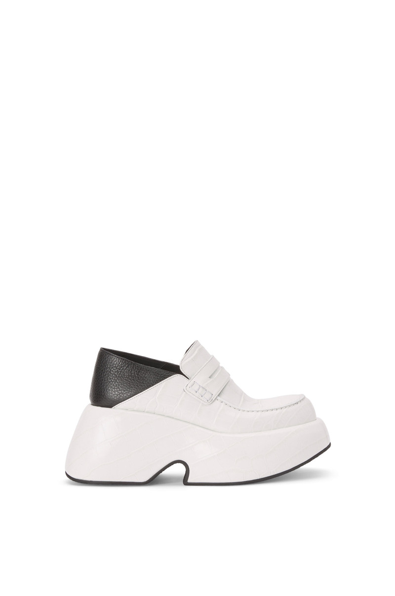 Wedge slip on loafer in calfskin 1