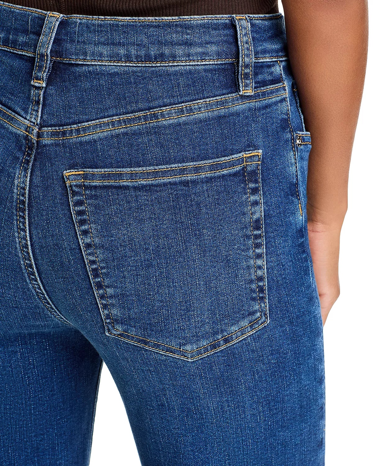 Le Sleek Straight Leg Jeans in Femma - 7