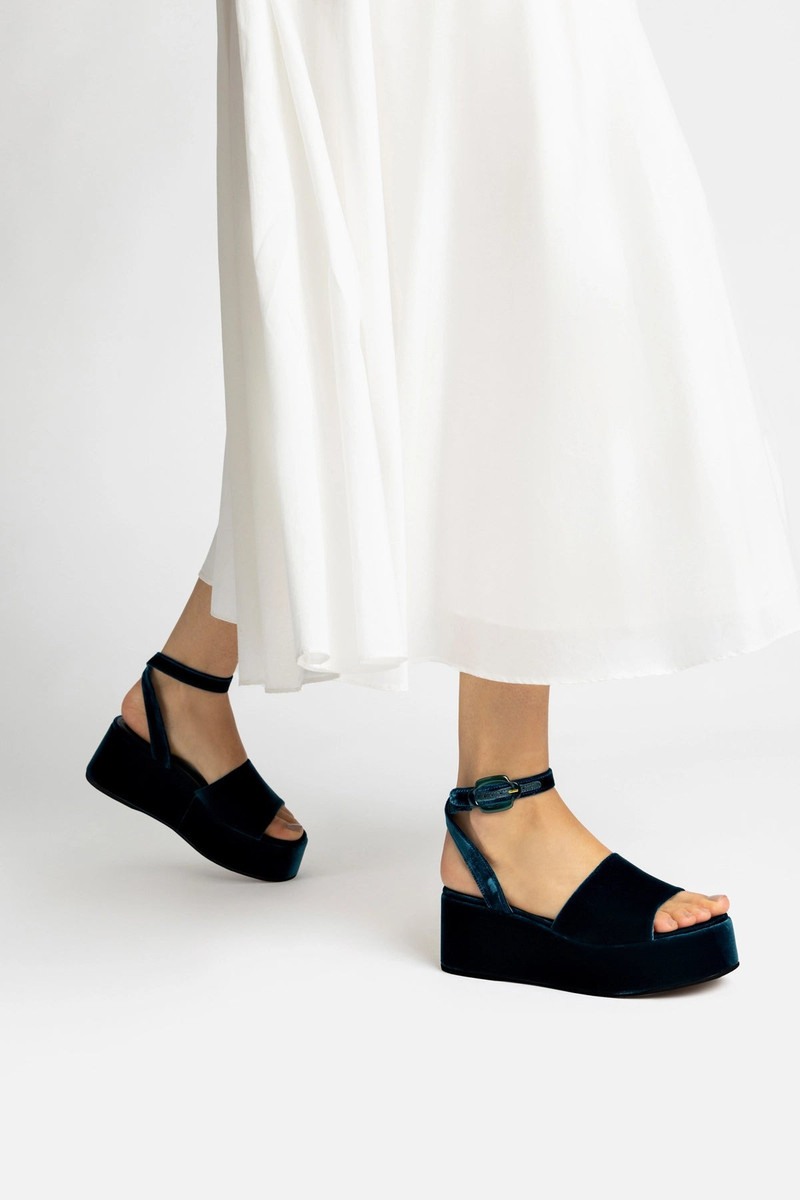 Larroudé Charli Flatform Sandal In Deepsea Velvet outlook