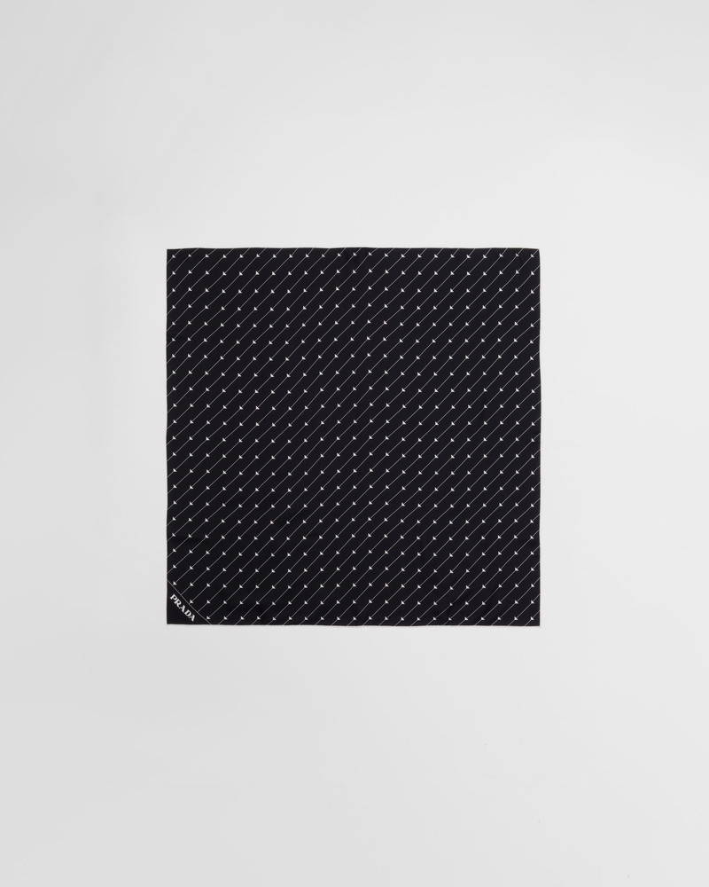 Printed silk twill foulard 3