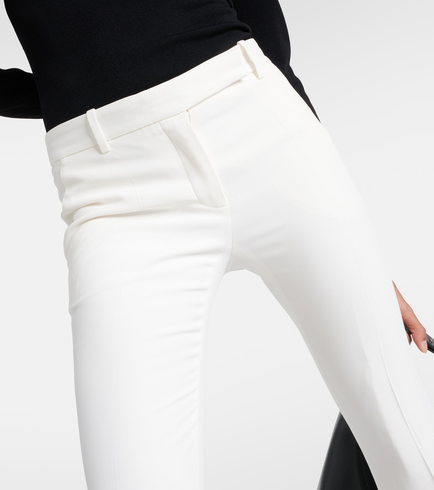 Mid-rise flared pants - 4