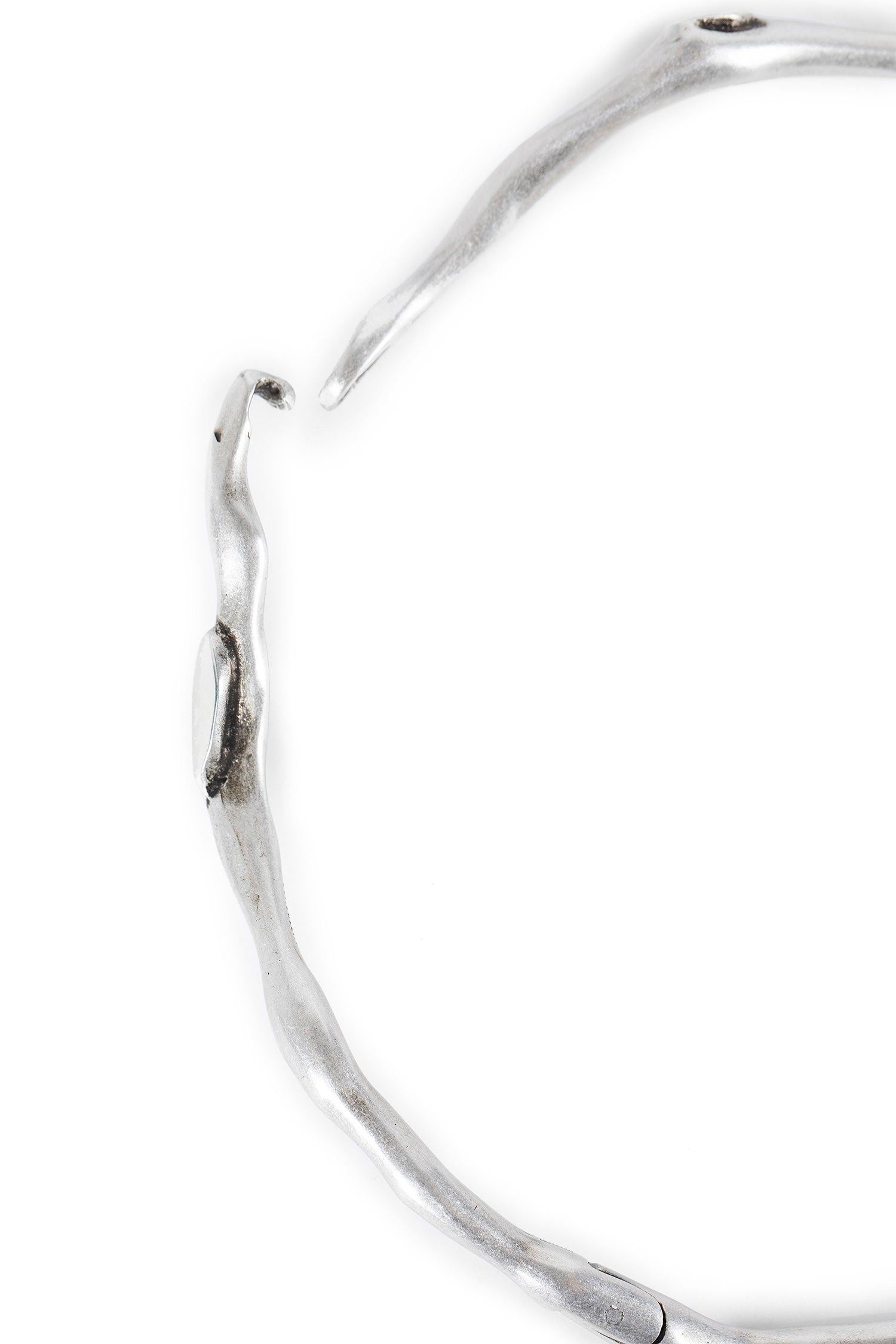 Mieli Futuristic Thorn Necklace - 3