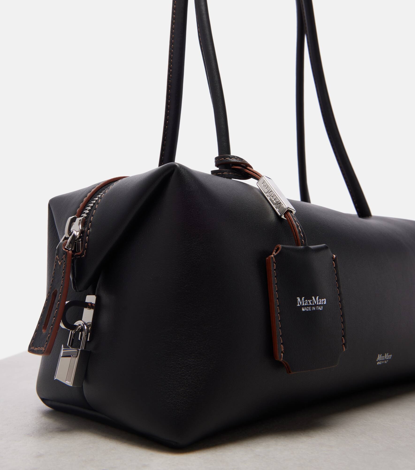 Holdall Small leather tote bag - 7