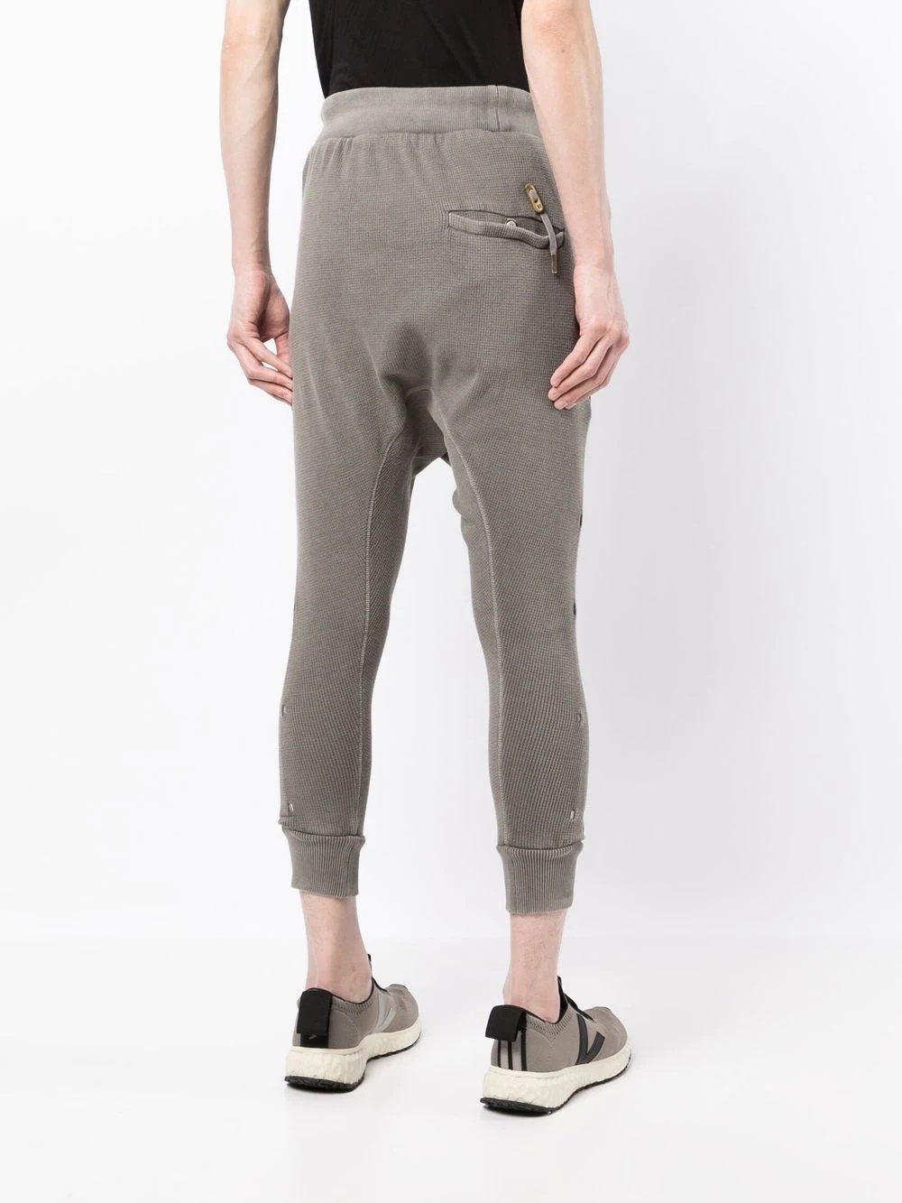 cropped drop-crotch track pants - 4