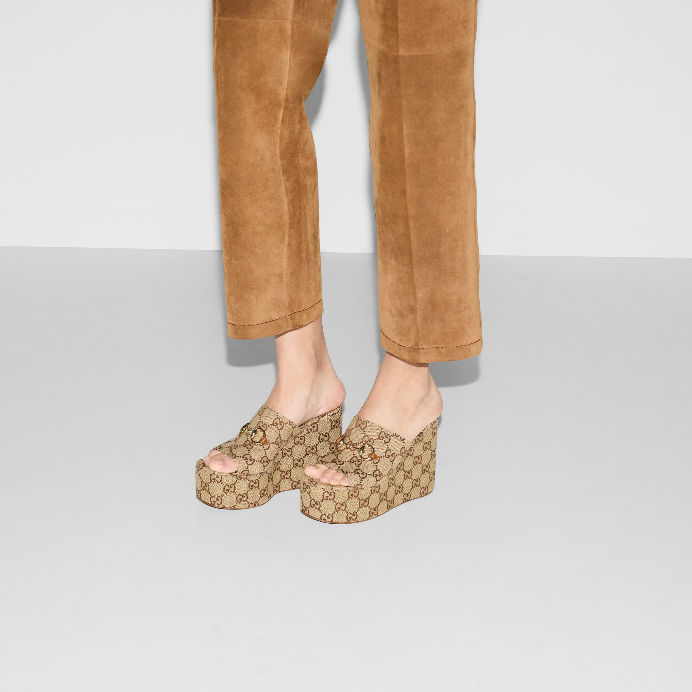Women's wedge sandal with Horsebit - 3