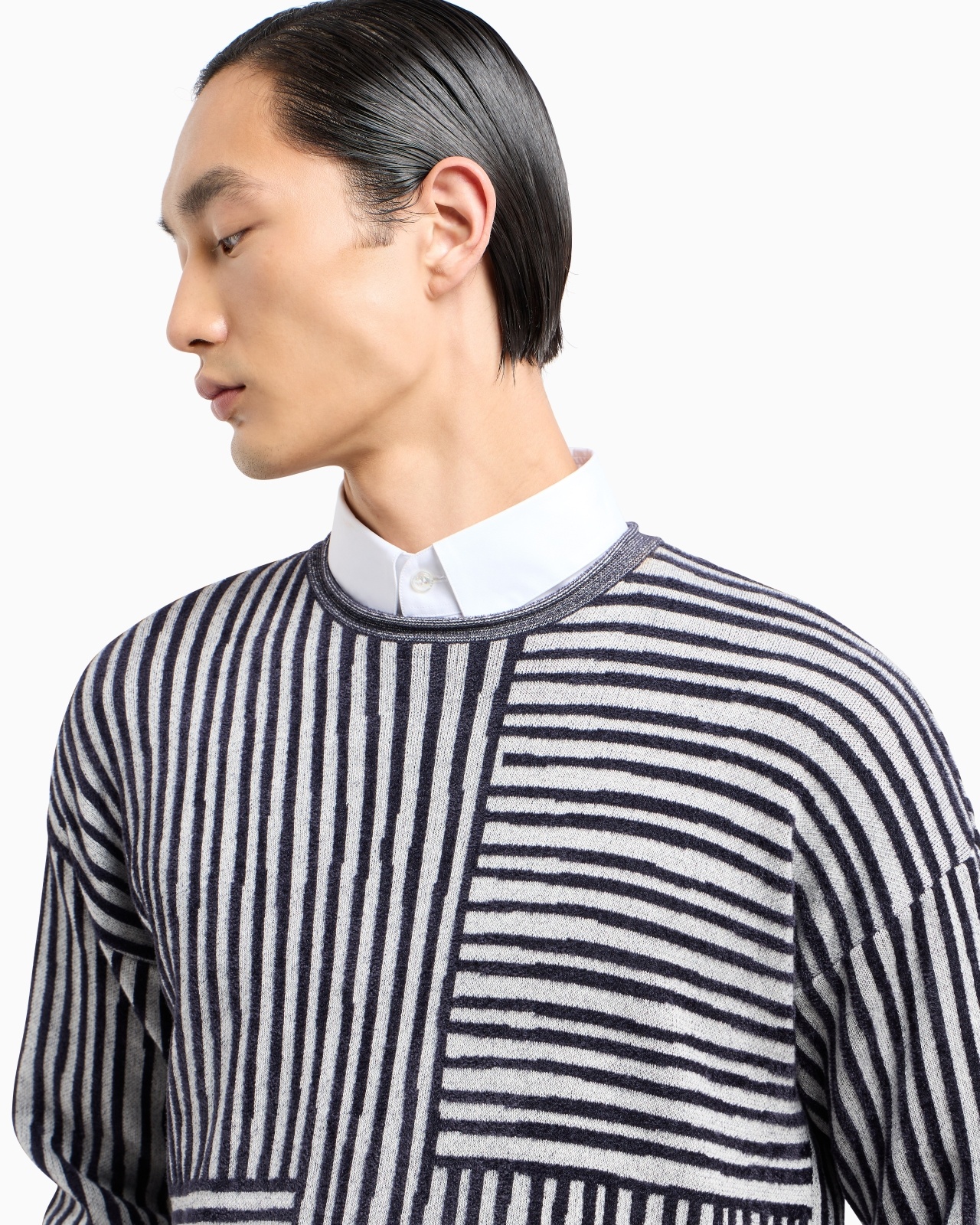 CREW-NECK JUMPER IN A VISCOSE AND COTTON JACQUARD - 5