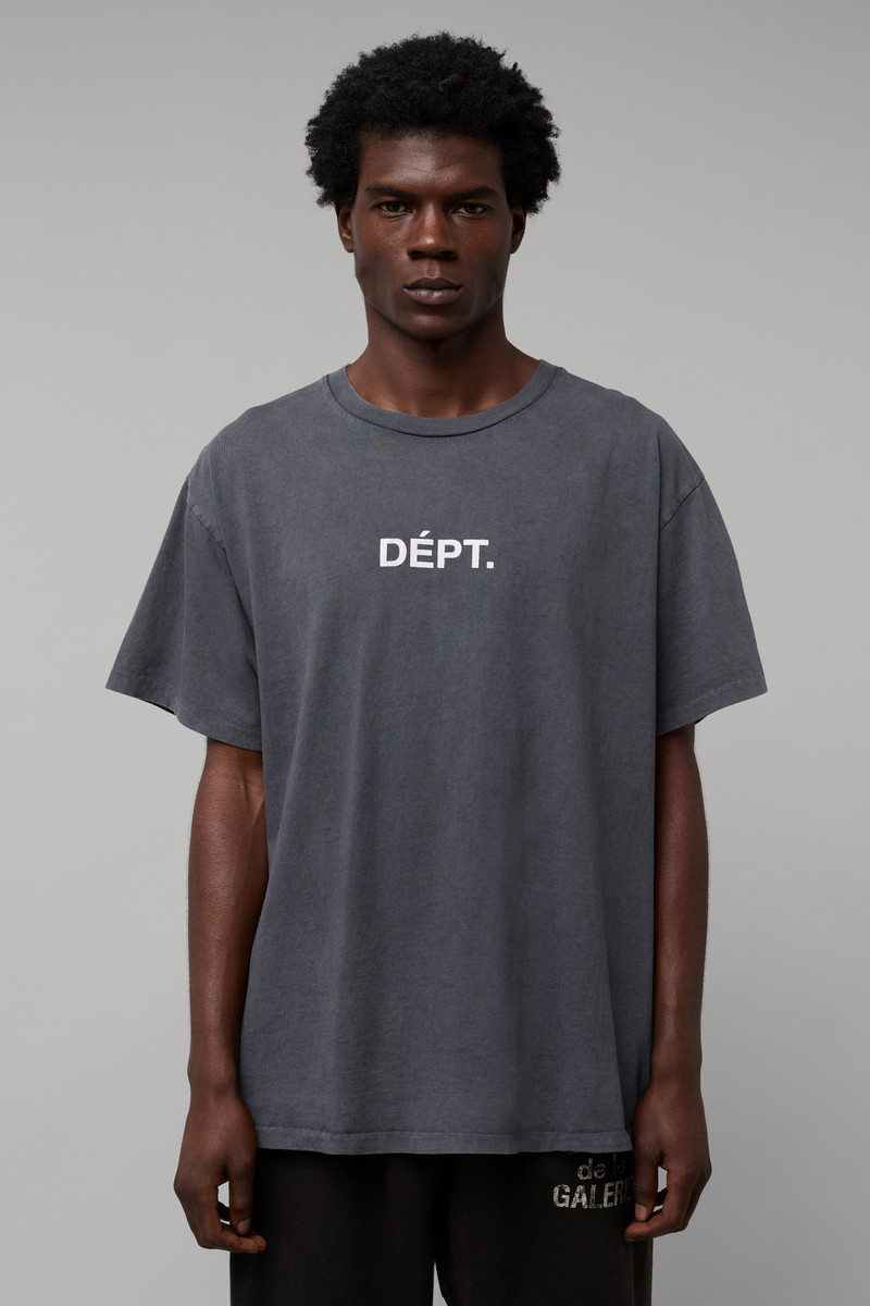 GALLERY DEPT. TEAM DÉPT. TEE outlook