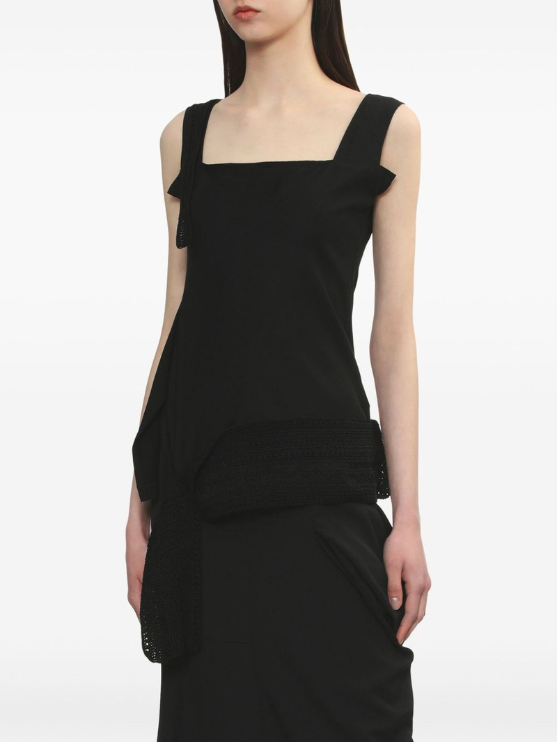 strap-detail top 3