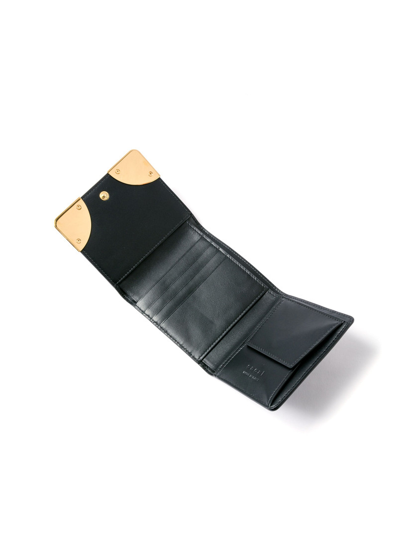 Corner Metal Wallet 3