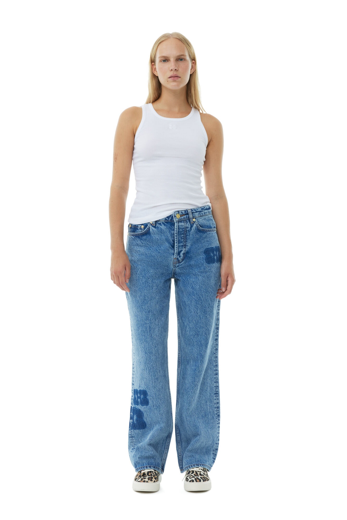 MID BLUE STONE PATCH IZEY JEANS - 3