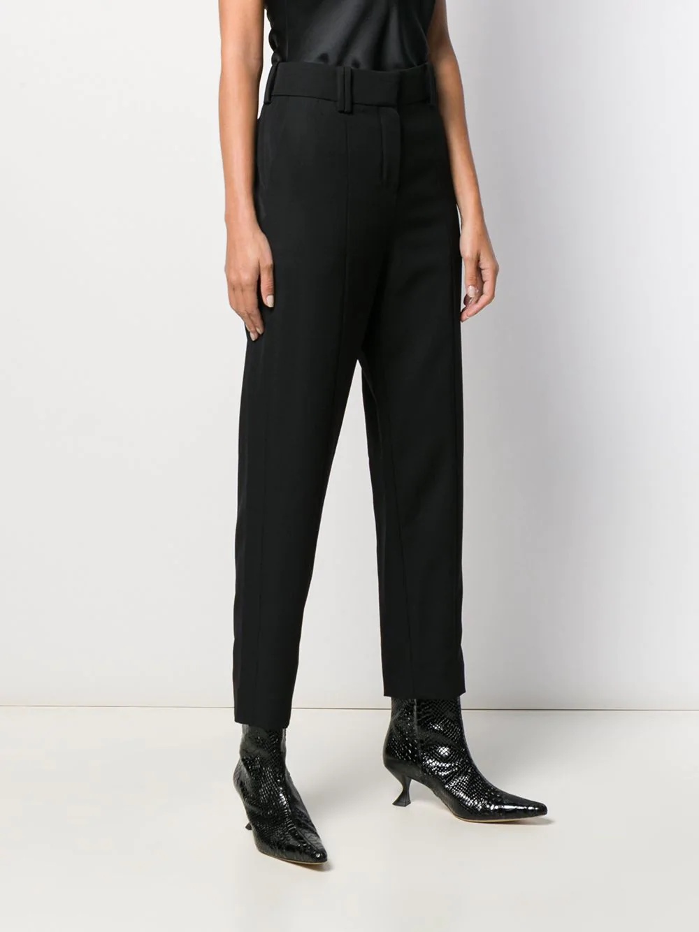 high-waisted trousers - 3