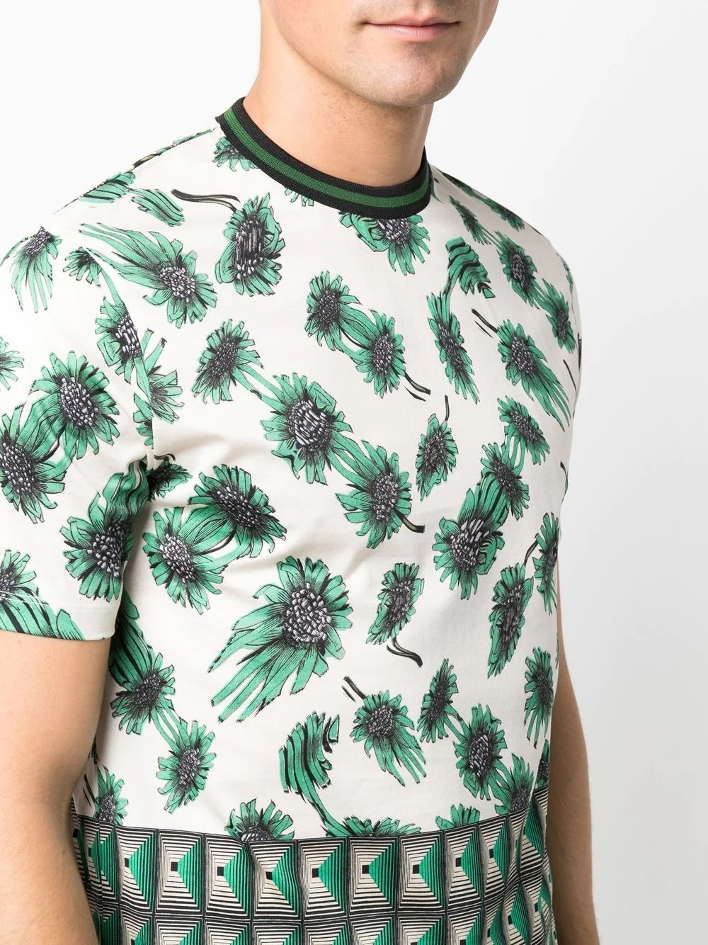 patterned short-sleeved T-shirt - 5