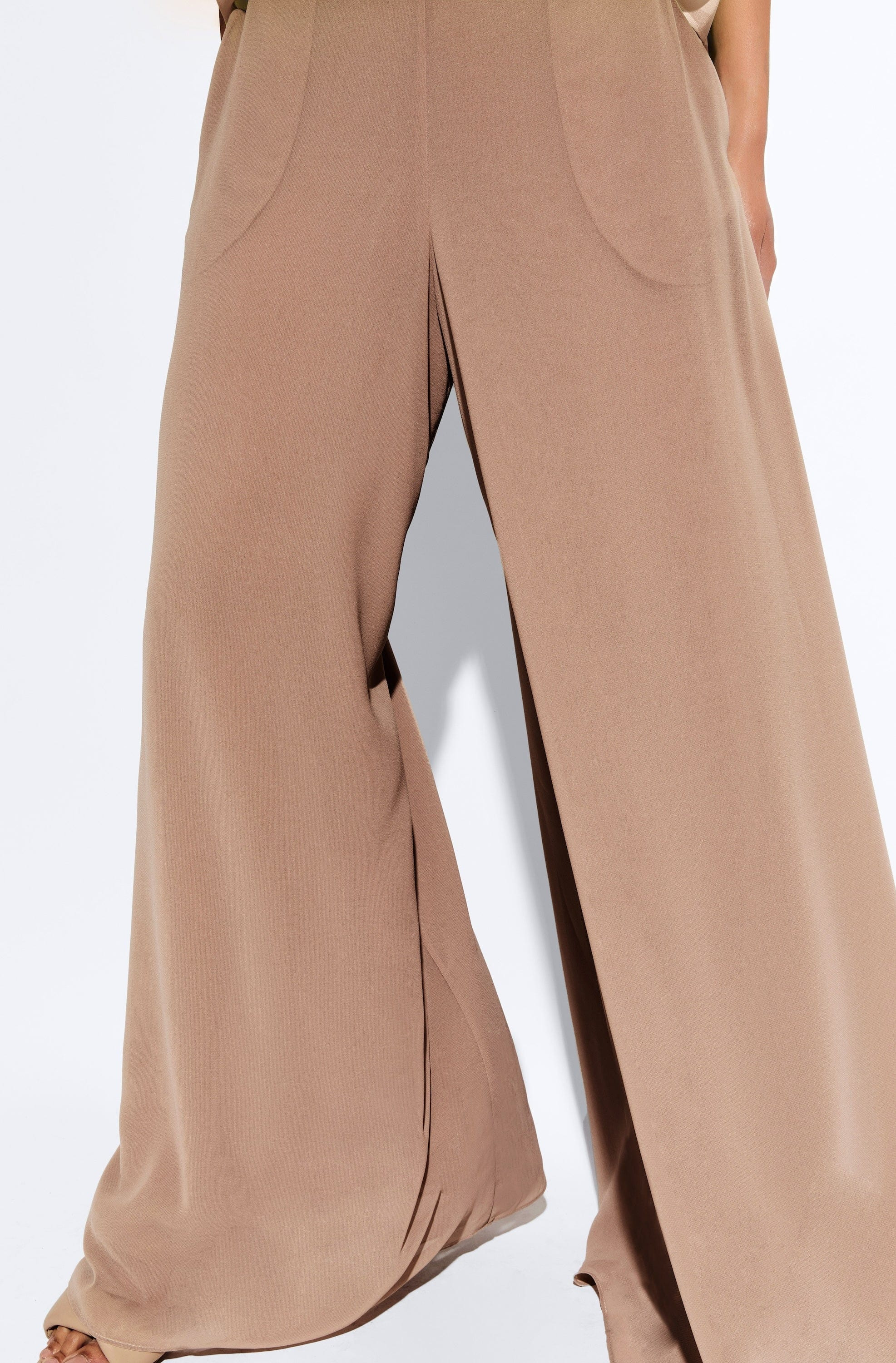 Lightweight Georgette Wide Leg Pant With Pockets - 4