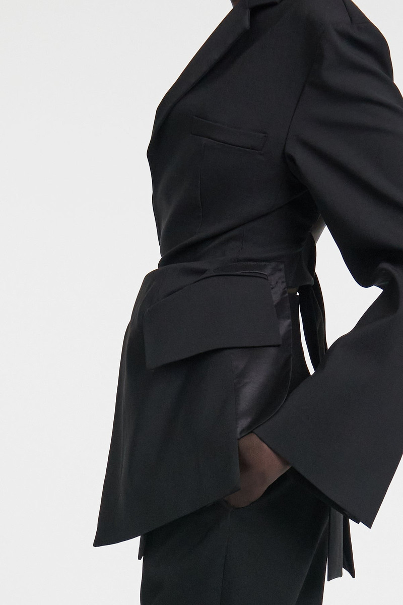 A.W.A.K.E. MODE SINGLE BREASTED JACKET WITH BACK CUTOUT AND TIES BLACK outlook