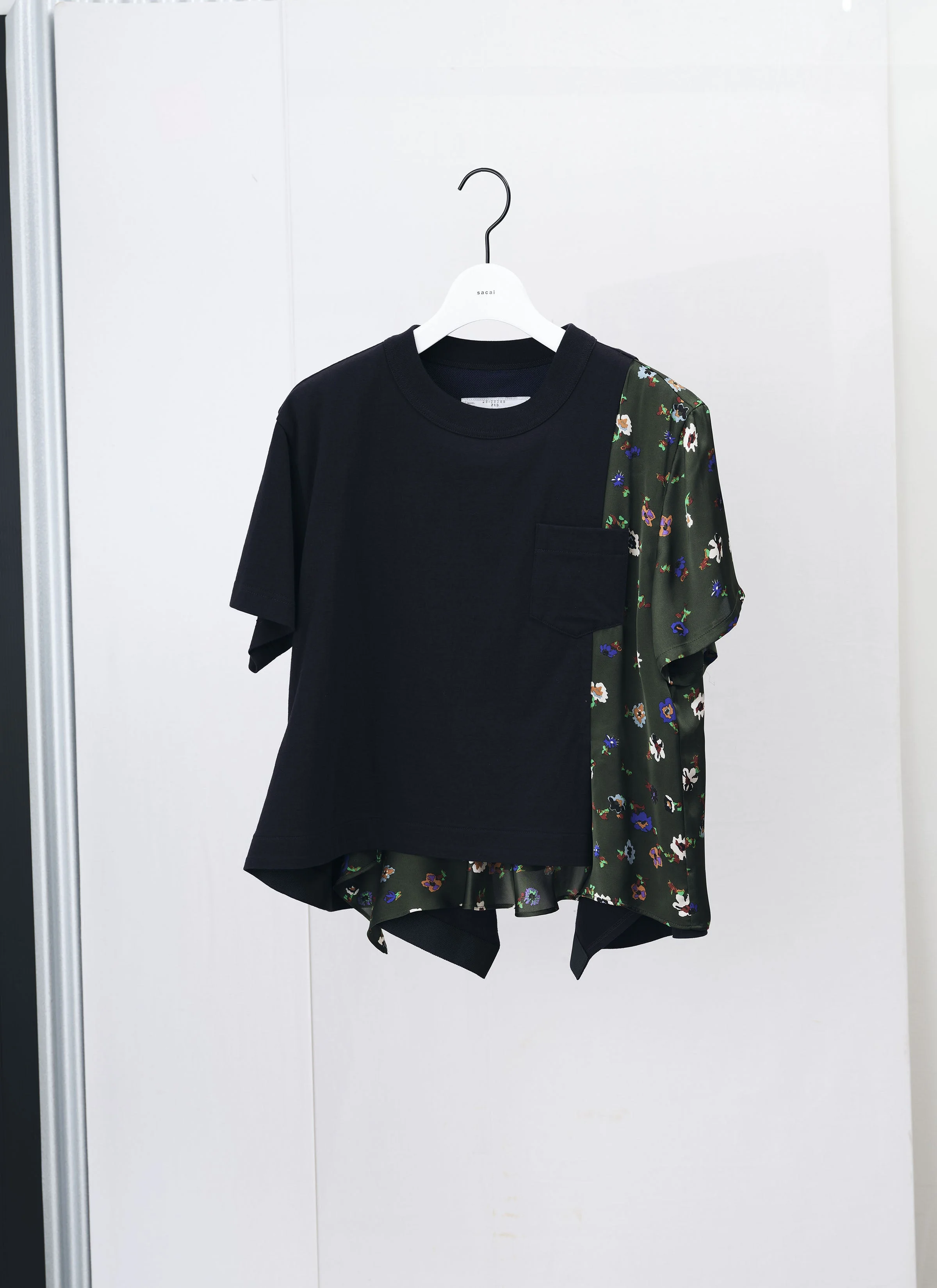 Floral Print T-Shirt - 1