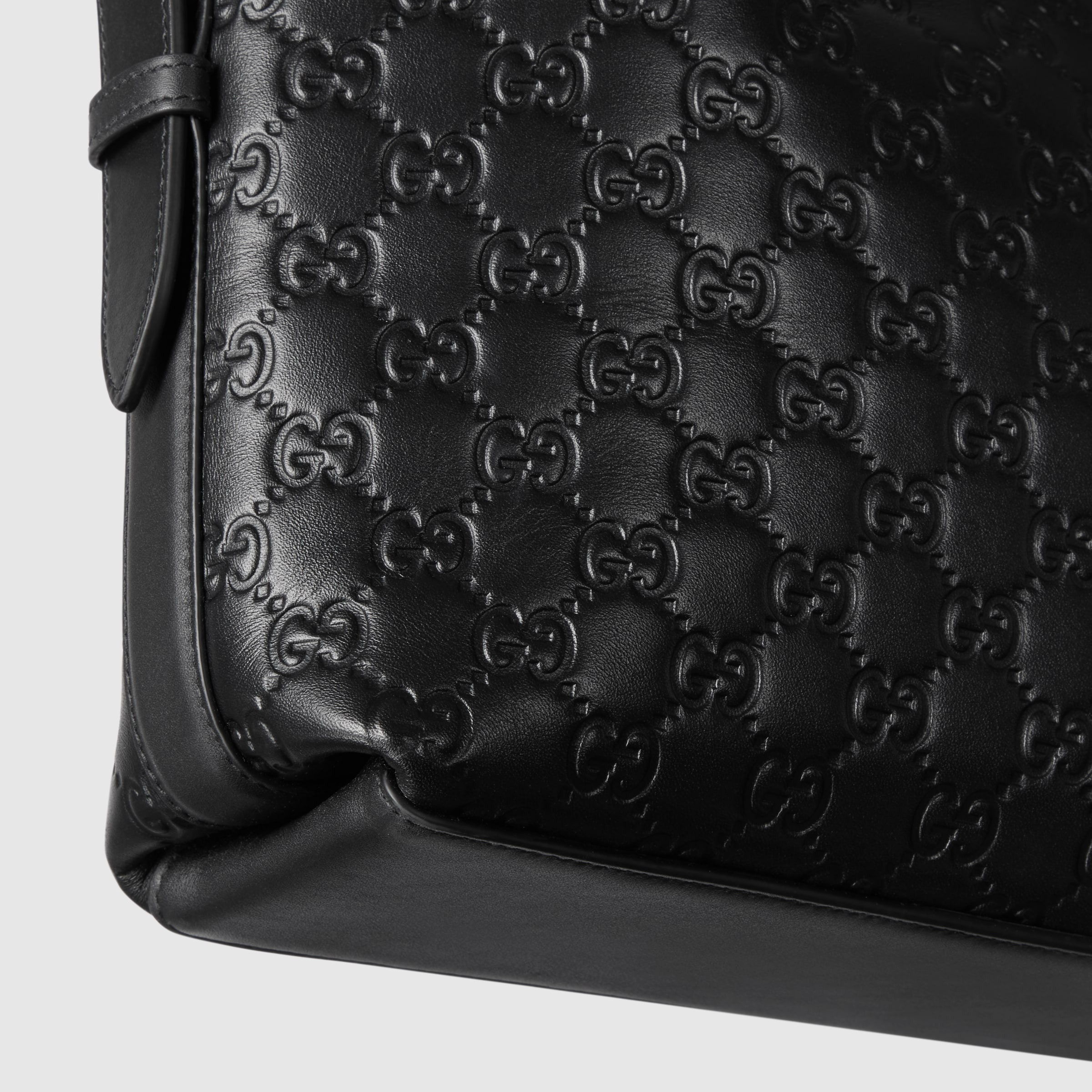 GG Emblem medium shoulder bag - 10
