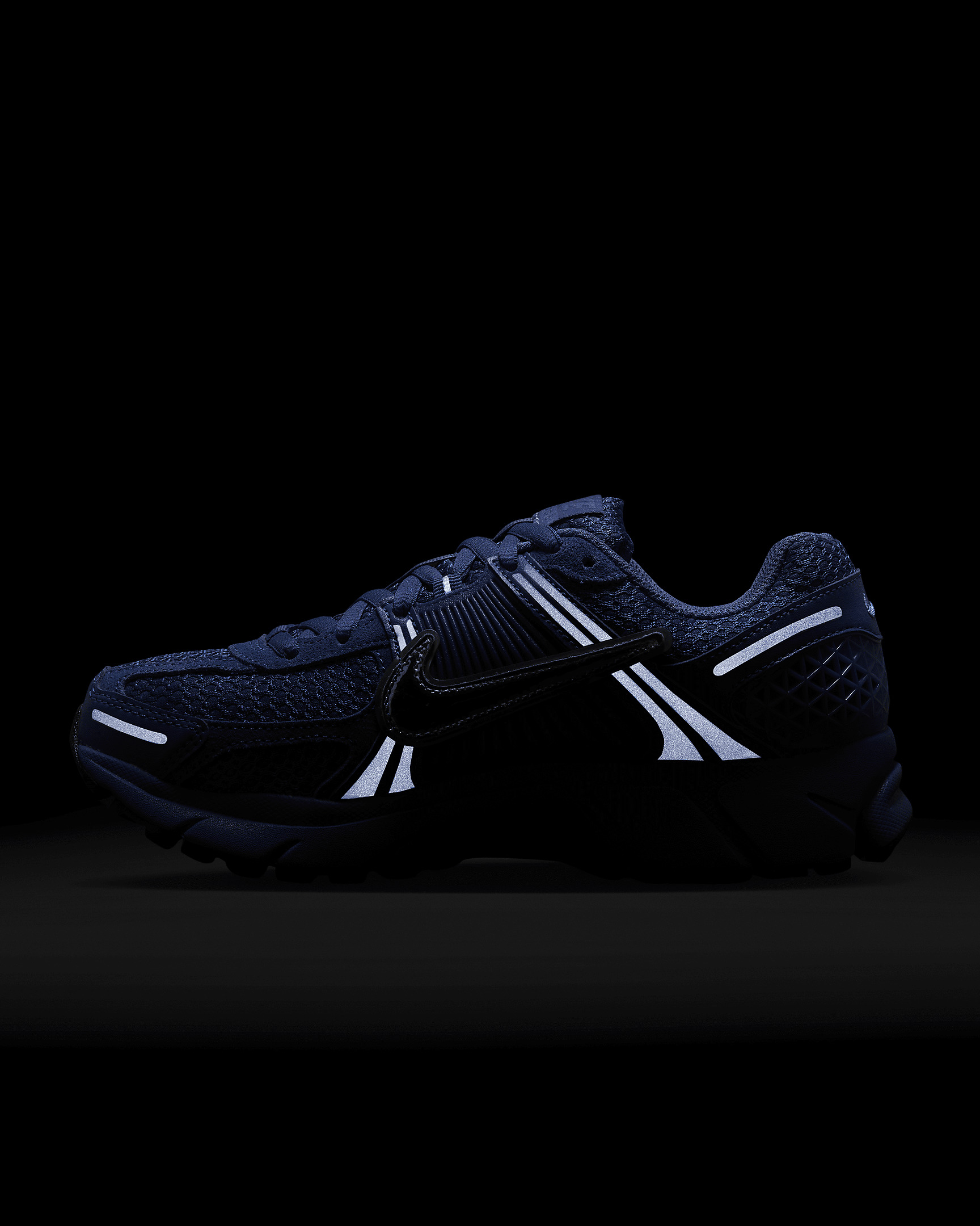 Nike Zoom Vomero 5 Women's Shoes - 12