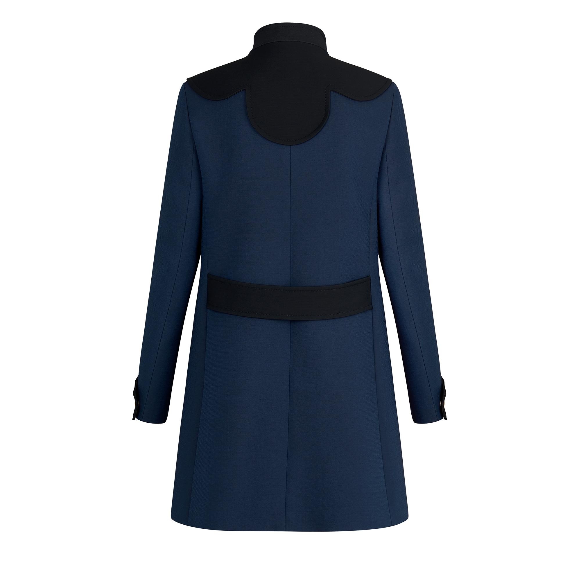 Fitted Coat With Flower Yoke - 3