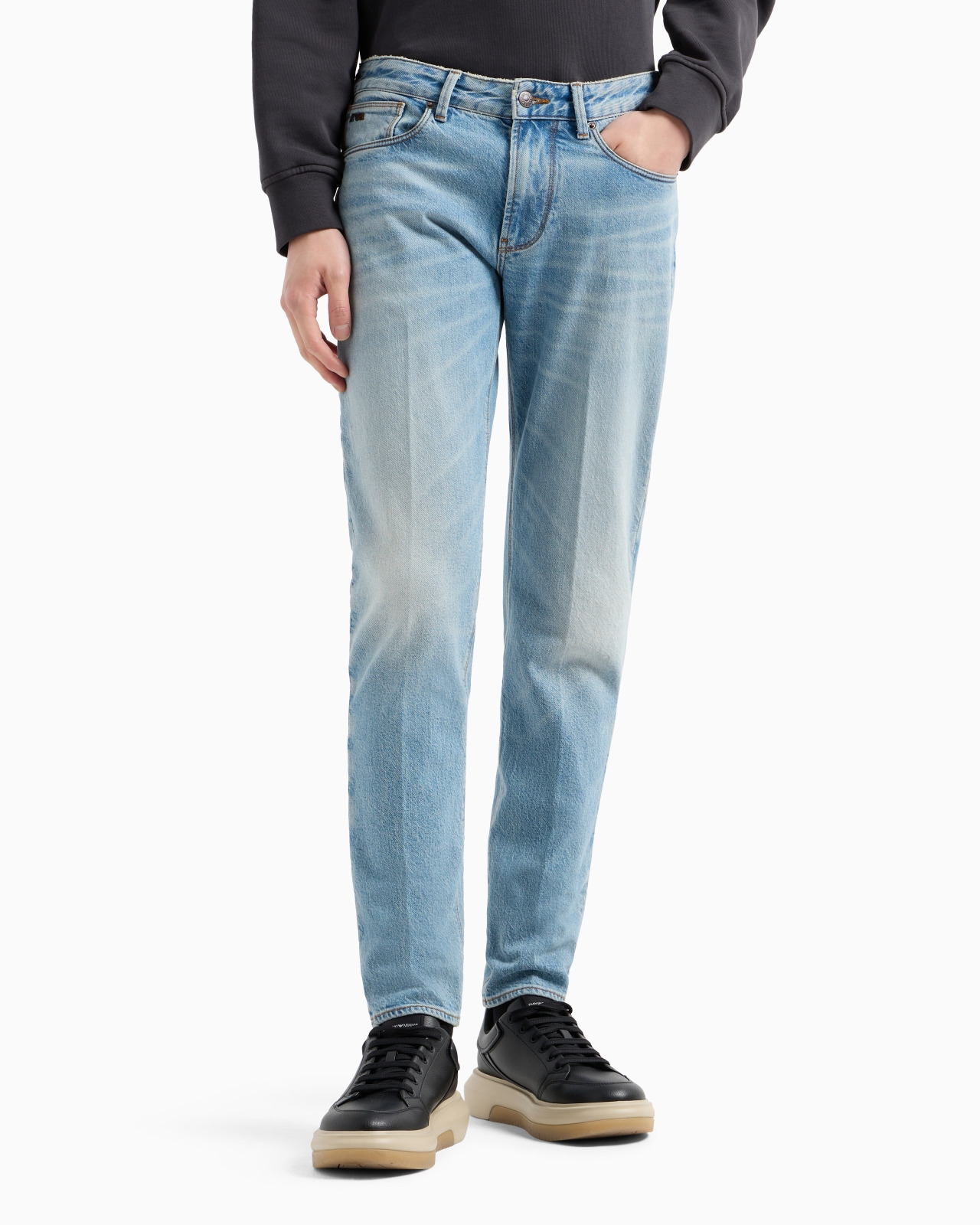 J06 Slim-fit jeans in rinse-wash stretch denim with dirty-effect treatment - 2