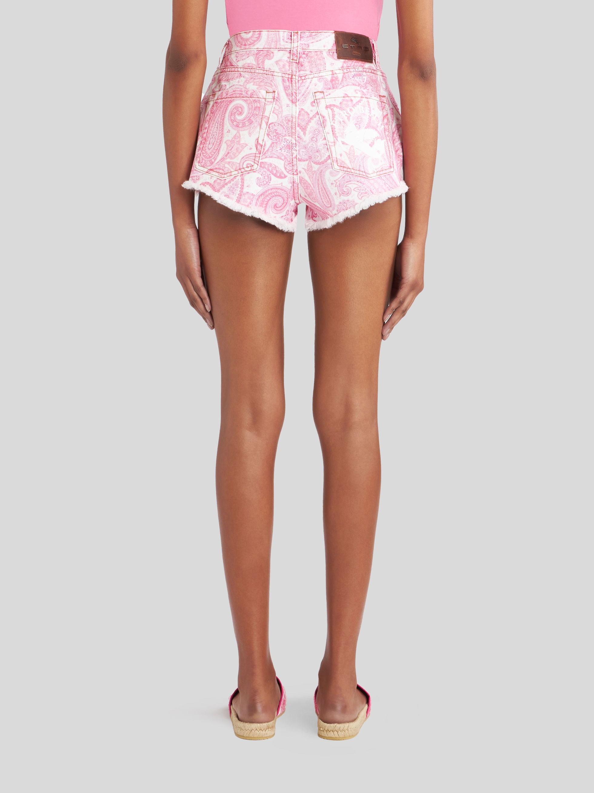 LIQUID PAISLEY BEACH SHORTS - 5