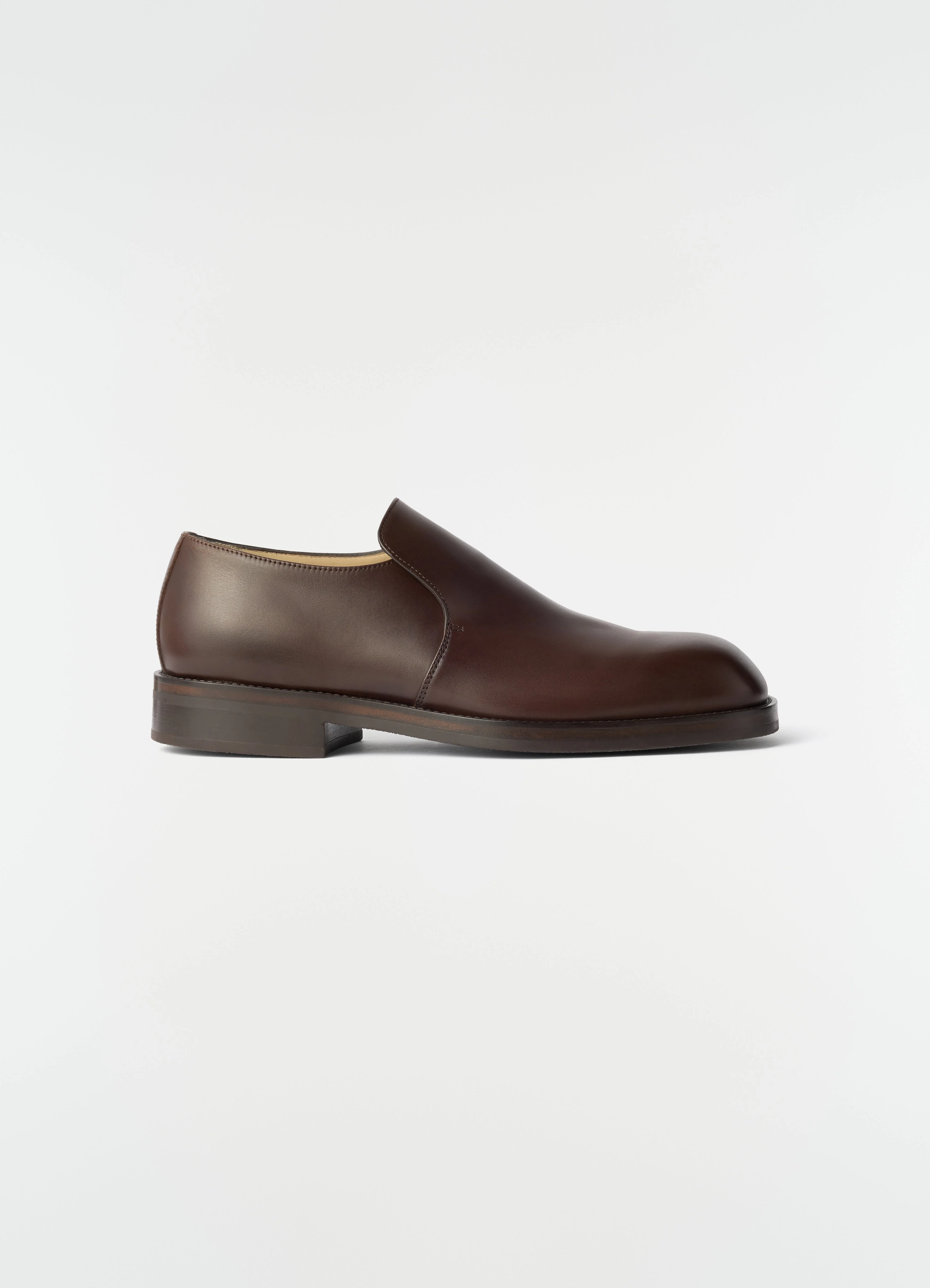FORMAL LOAFERS IN SHINY LEATHER - 1