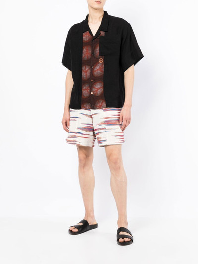 Story mfg. Peace Greetings linen shirt outlook