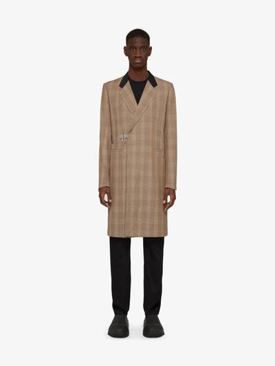 Givenchy COAT IN PRINCE OF WALES WOOL WITH U-LOCK outlook