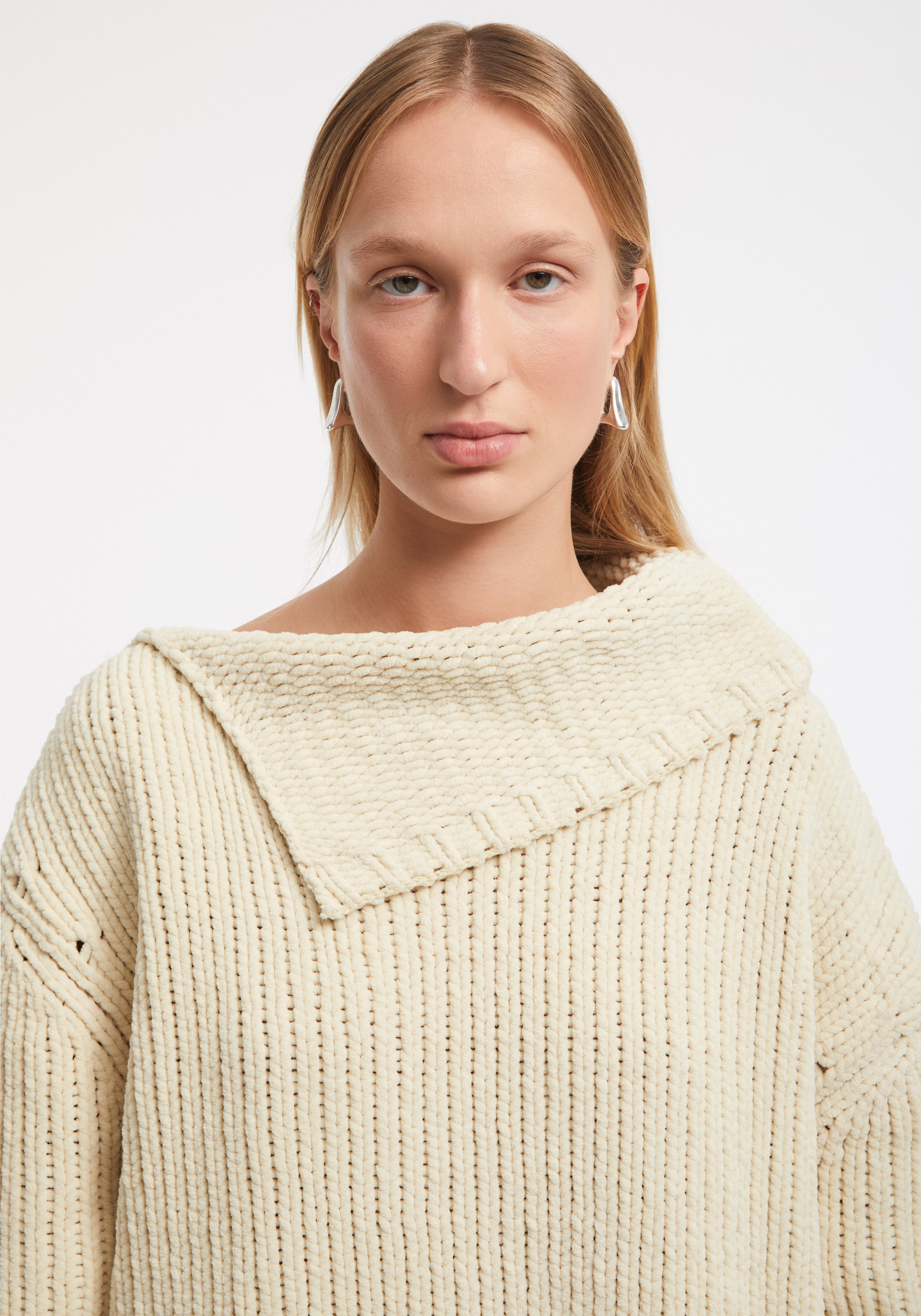 TUNDRA
Wrap-collar chenille sweater - 2
