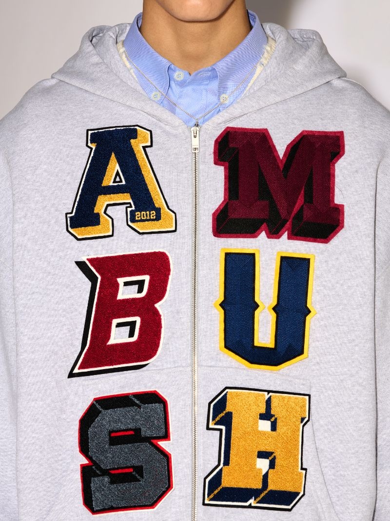 ZIP UP SWEATSHIRT - 6