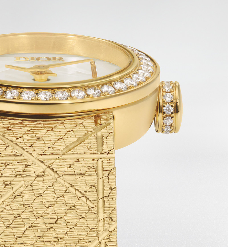 Dior La Mini D My Dior outlook