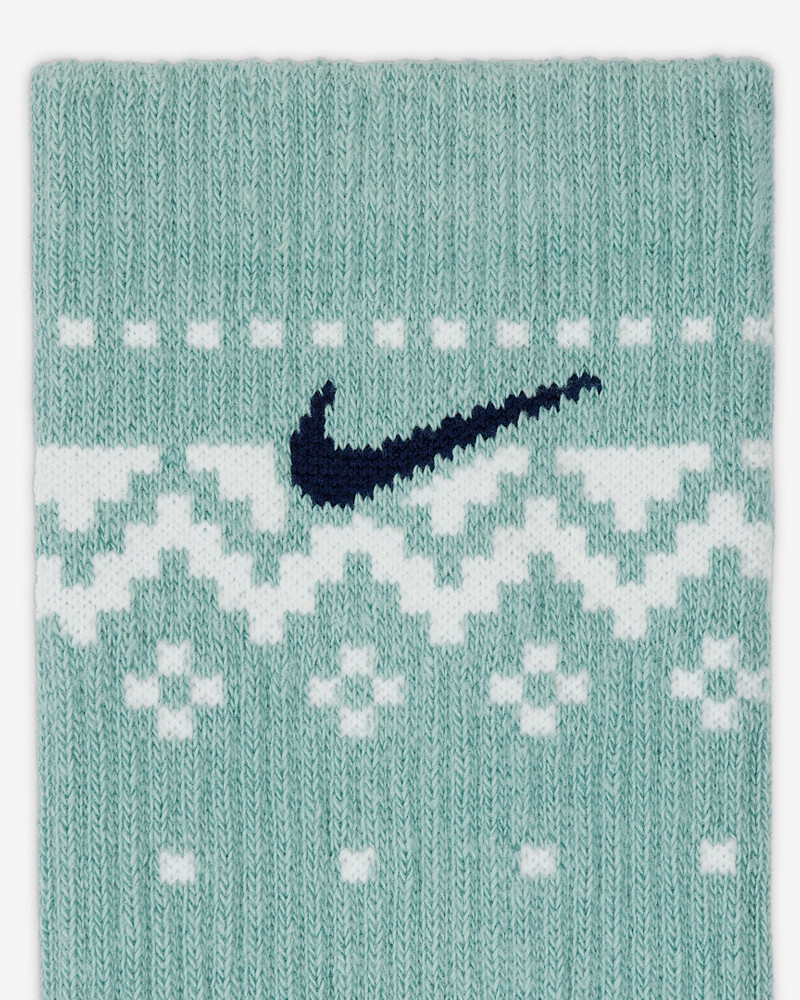 Nike Everyday Plus Cushioned Winter Wonderland Crew Socks (2 Pairs) 5