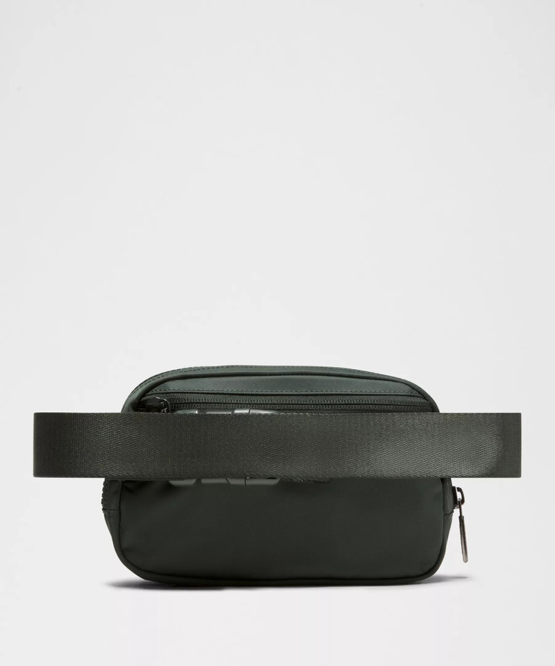 Everywhere Belt Bag with Long Strap 1L 3