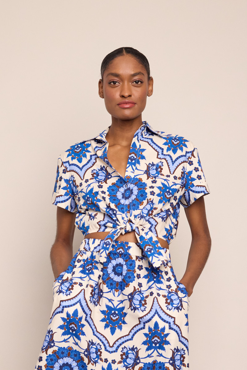 Cara Cara Asbury Top
A Classic Silhouette Adorned With A Tile Print outlook