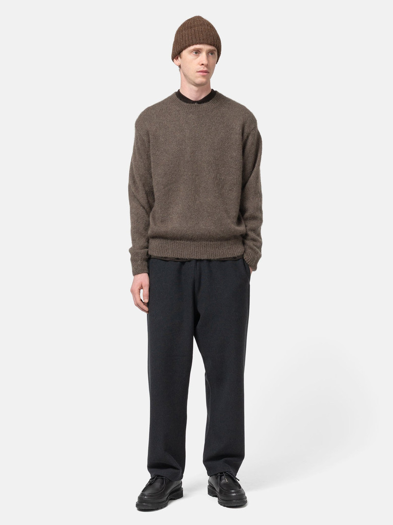 BATONER Pure Mohair Crew Neck Olive outlook