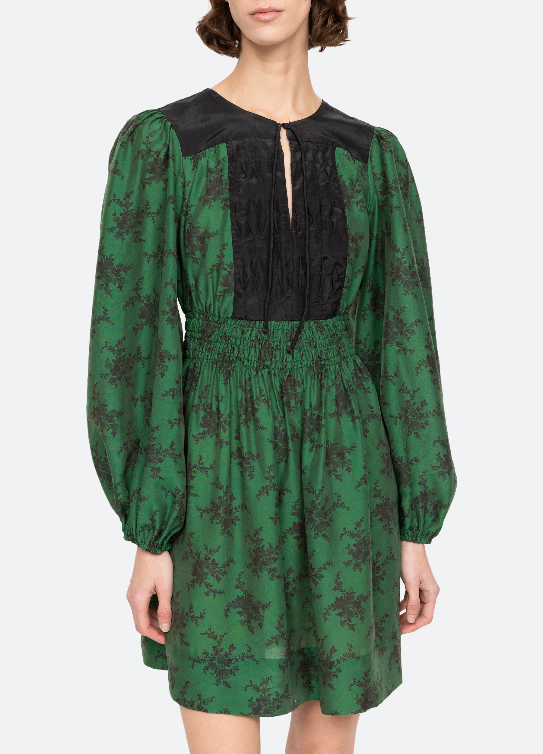 Joan Tunic - 7