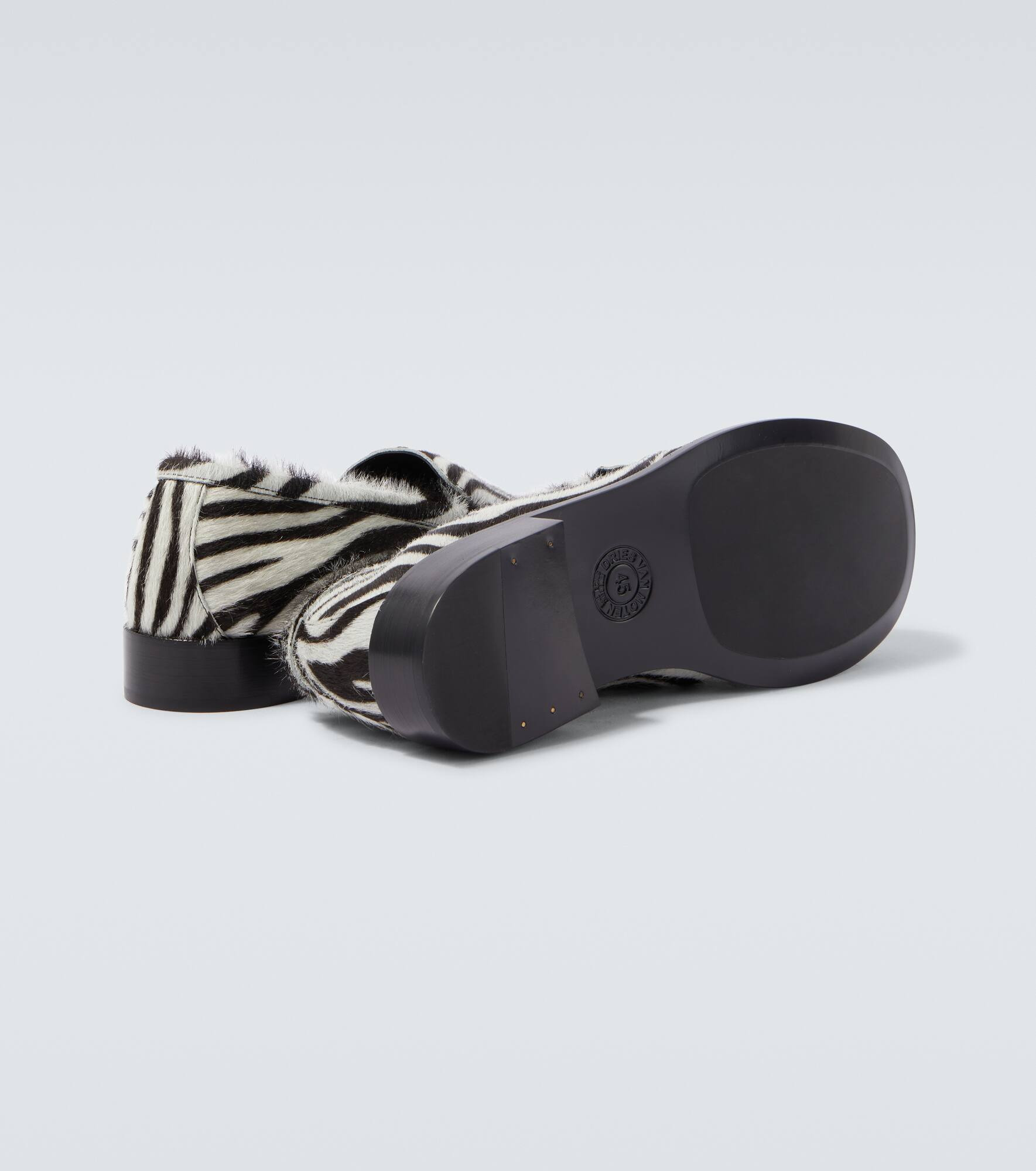 Animal-printed calf hair loafers - 7