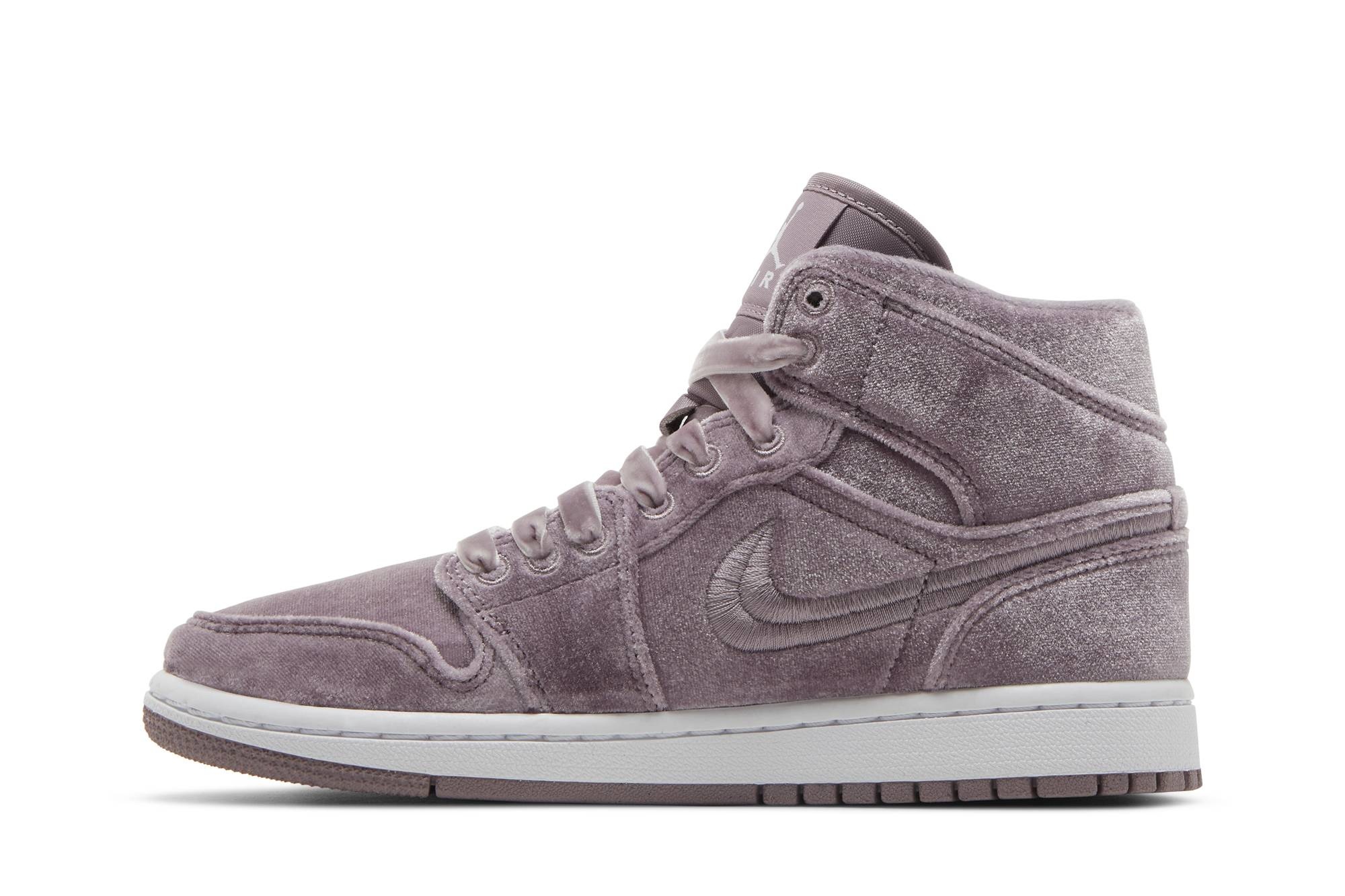 Wmns Air Jordan 1 Mid 'Purple Velvet' - 3