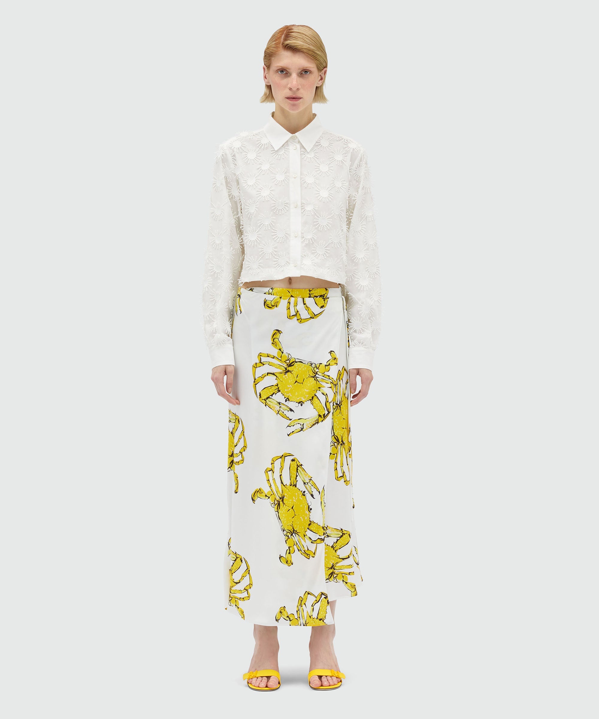 Fluid midi skirt in white satin with "King grab" print - 2