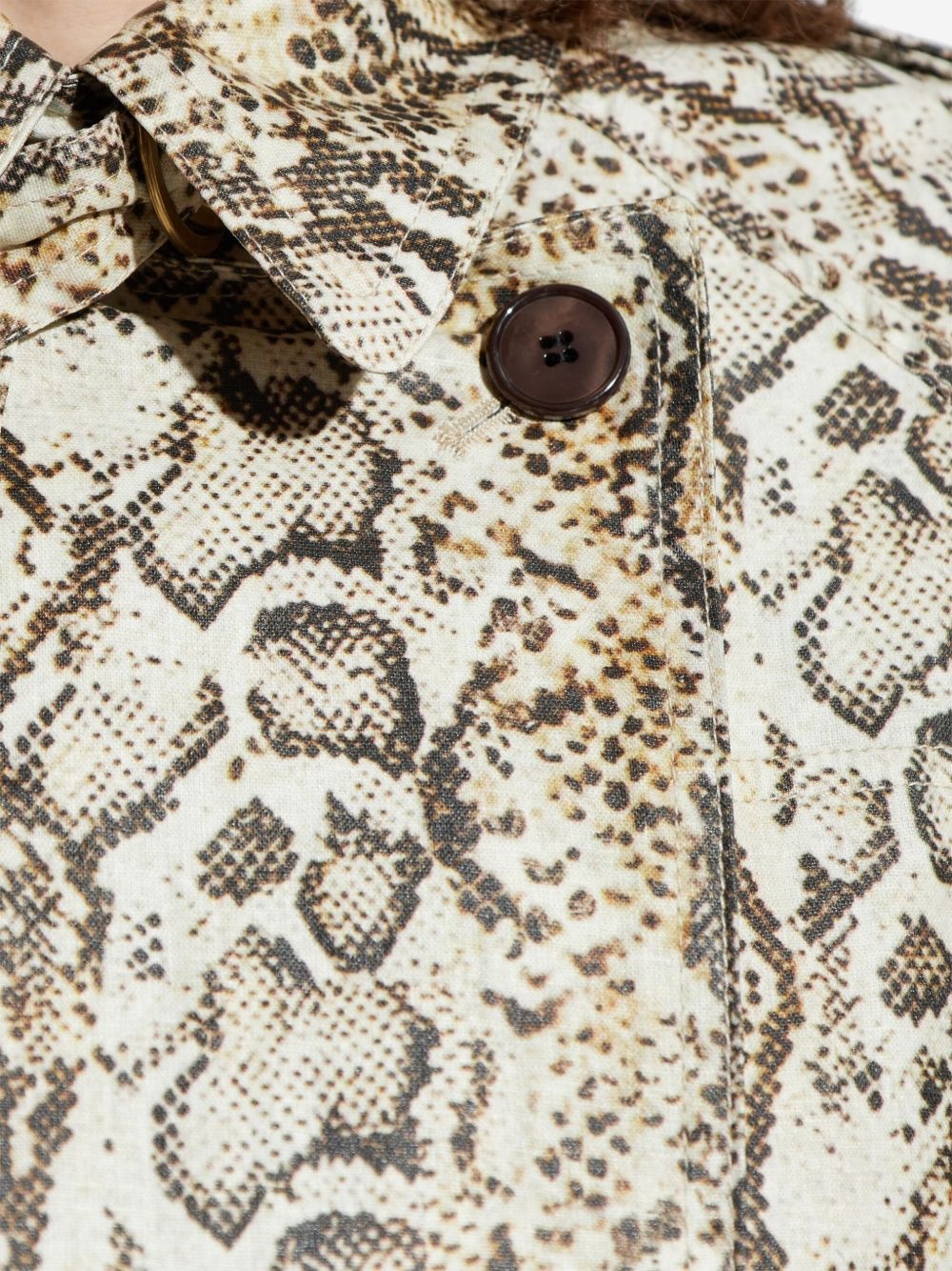 snakeskin-effect trench coat - 4