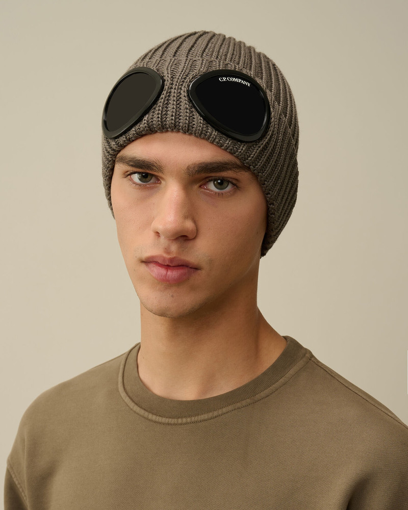 C.P. Company Extra Fine Merino Wool Goggle Beanie outlook