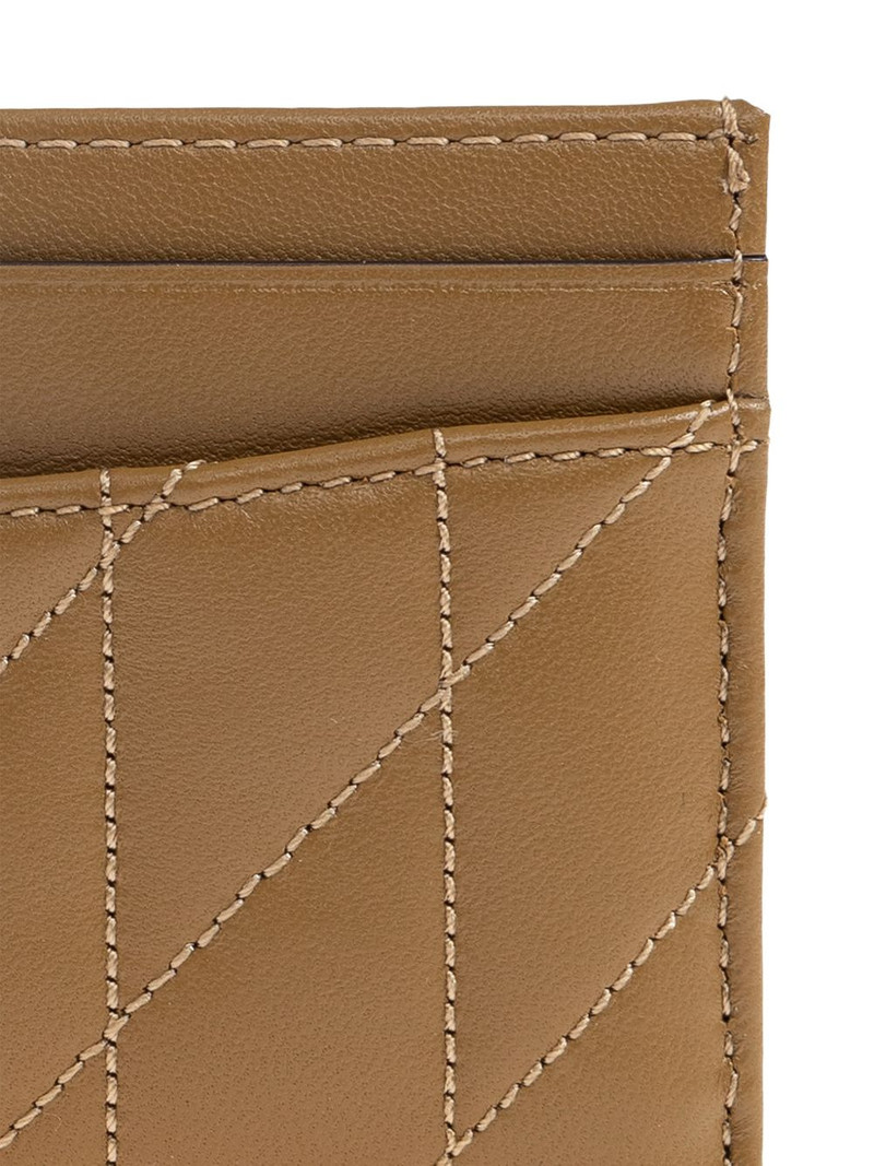 Essential quilted cardholder 4