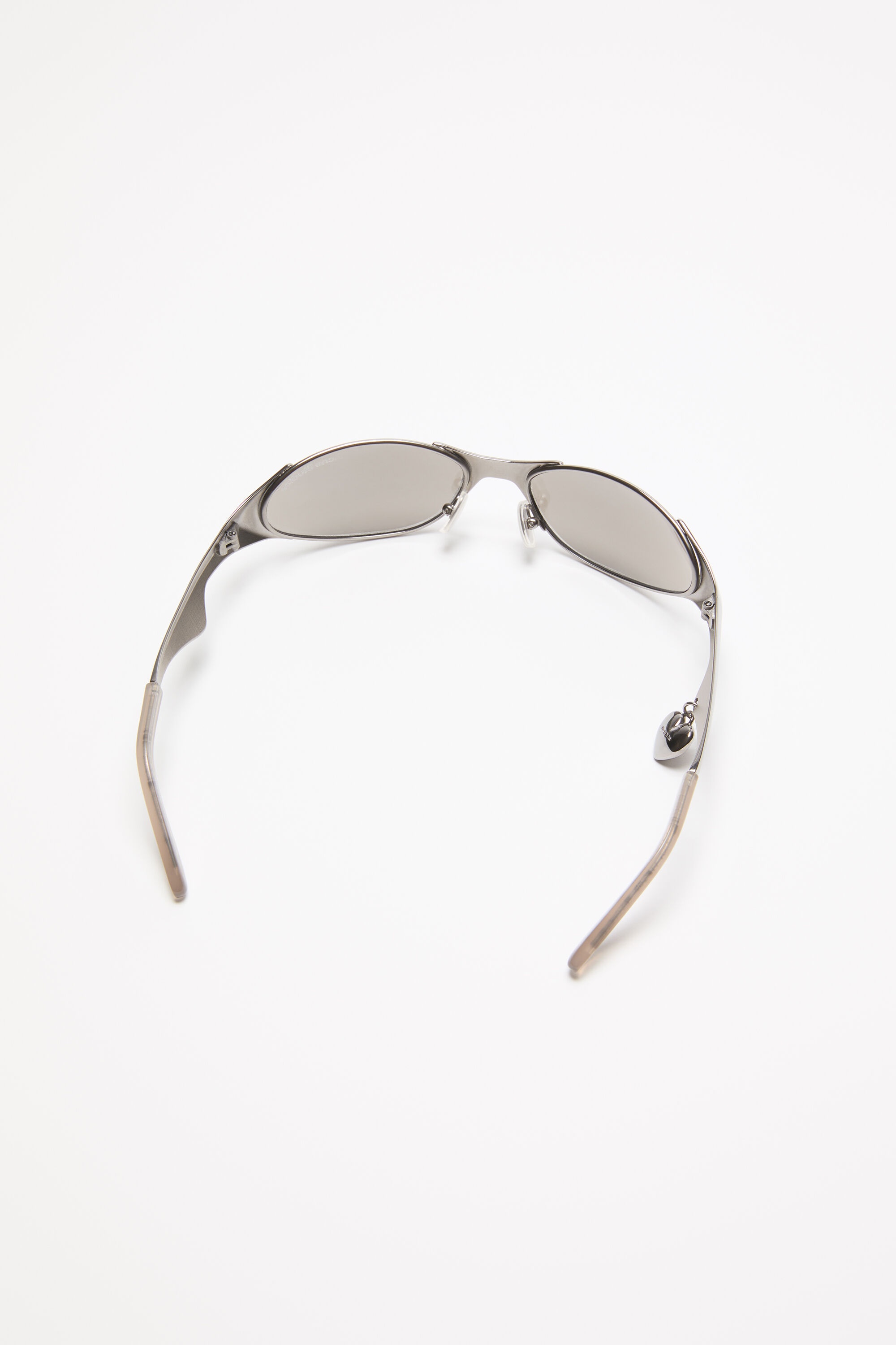 Metal frame charm sunglasses - Antique Silver - 6