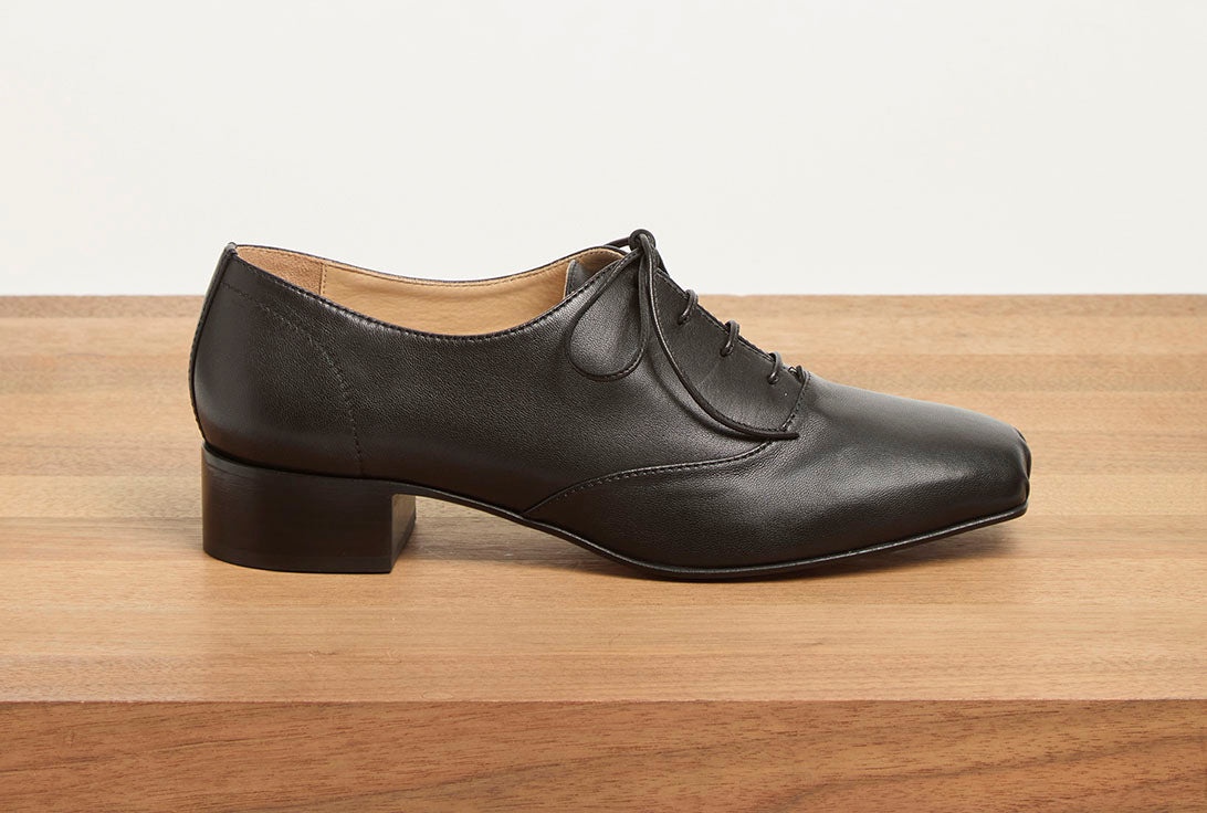Clio Oxford Heel in Black Nappa Leather - 5