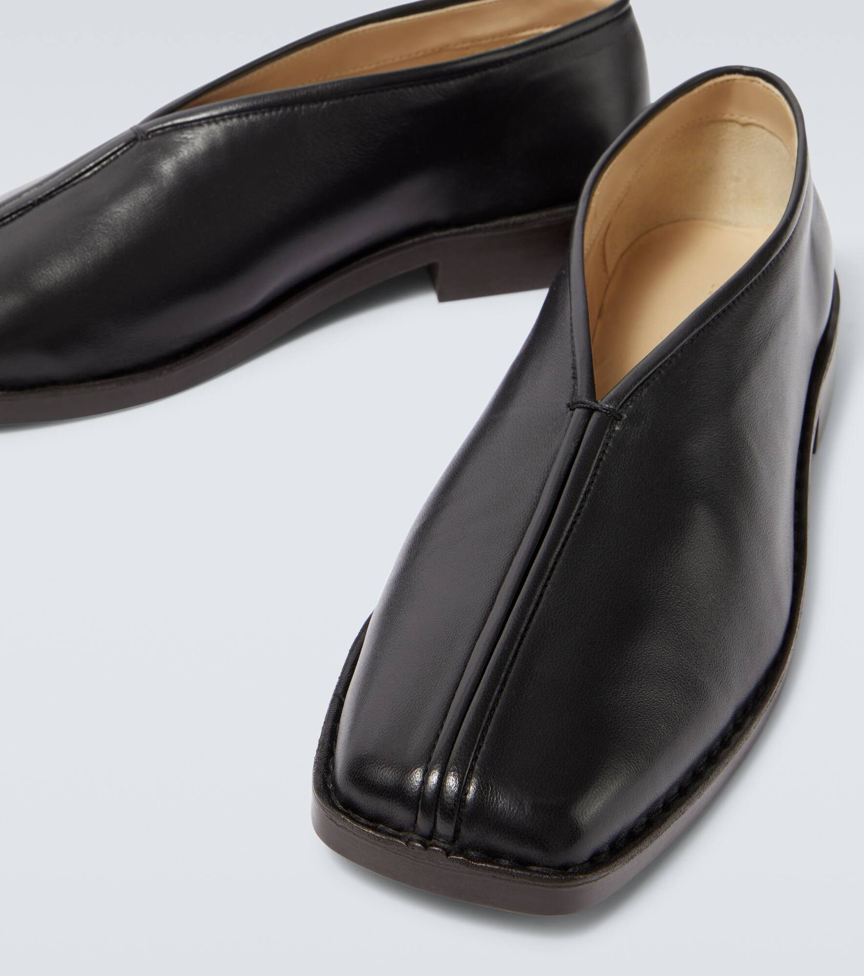 Piped leather loafers - 3