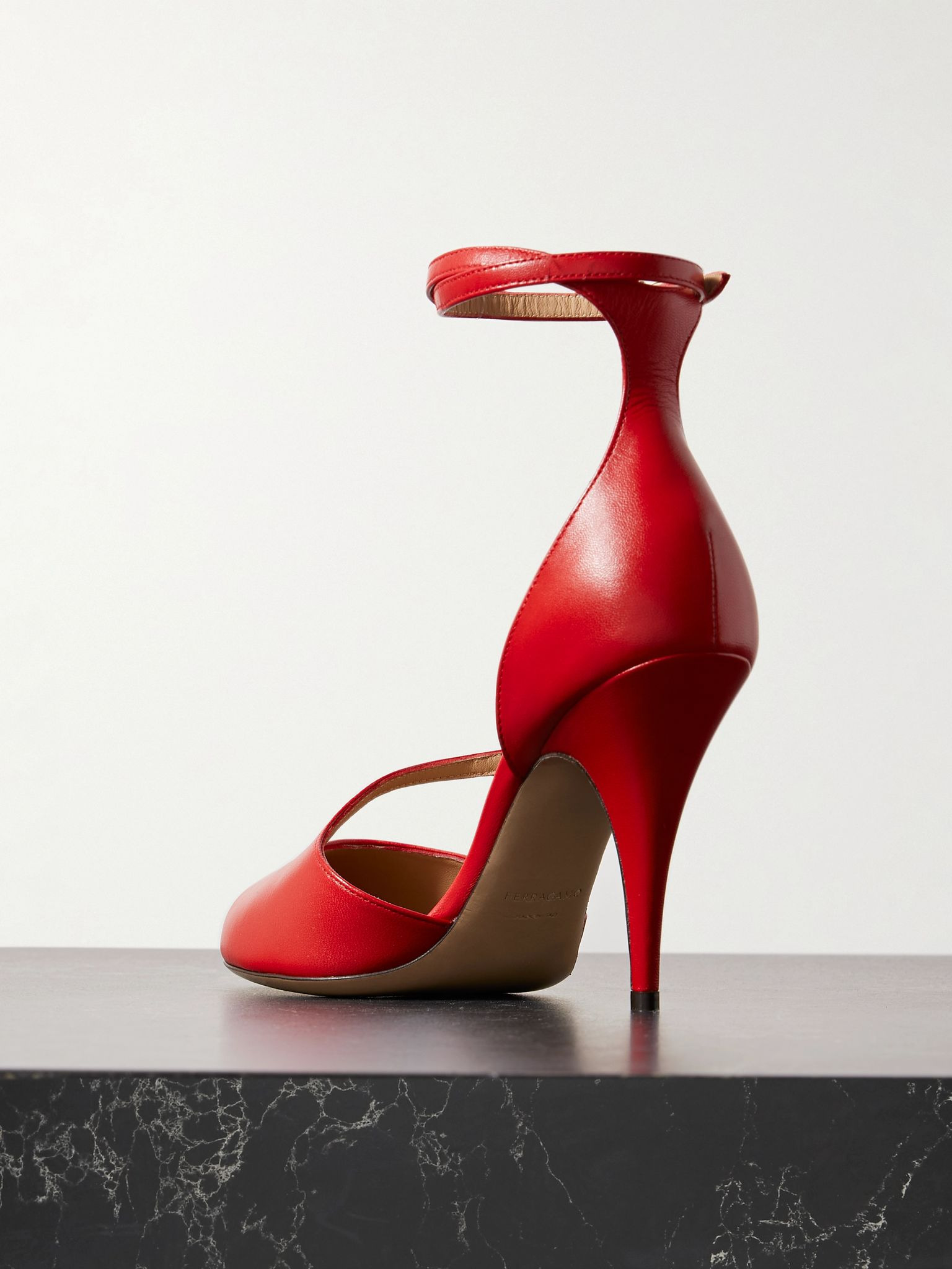 Molly embellished leather pumps Tomato red - 3