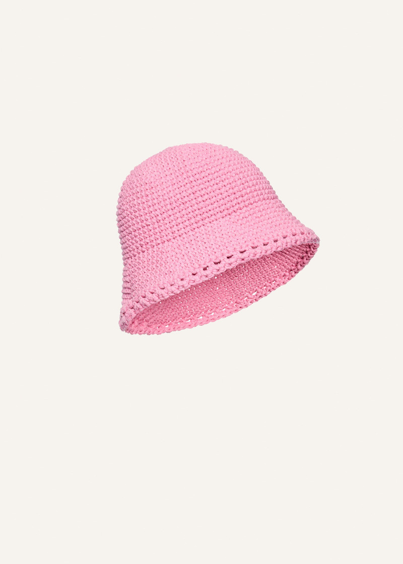 Crochet bucket hat in pink 3
