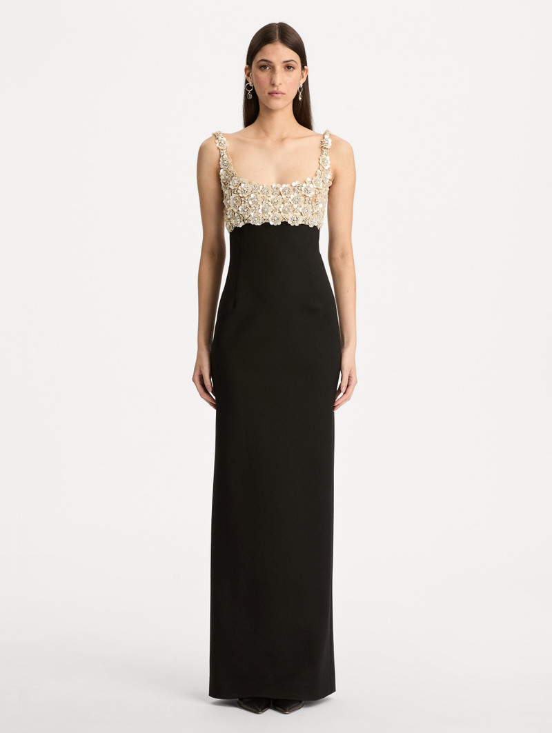Oscar de la Renta MOTHER OF PEARL EMBROIDERED SLEEVELESS GOWN outlook