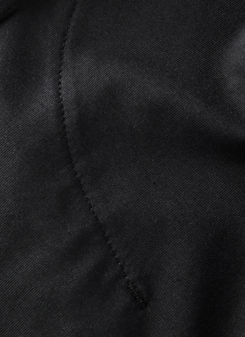 7.0 HOODIE RIGHT (BLACK) 9